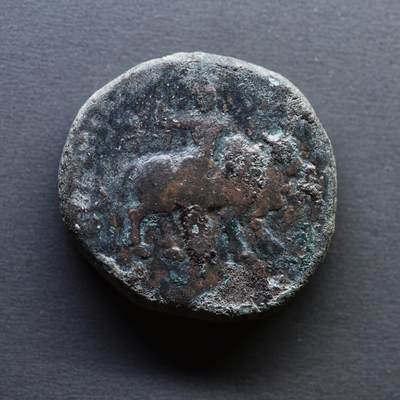 【良泉】4月16日【西方古代打制币】拍卖108件 - 公元100-128年【贵霜帝国】第三任国王，威玛·卡迪菲兹（阎膏珍）四德拉克马大铜币，16.83克