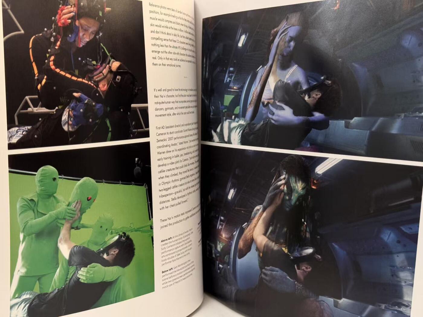 零元拍：烈焰焚心，灰烬重生，潘多拉史诗最炽烈的终章序章！著名导演詹姆斯·卡梅隆，主演杰克·萨利扮演者萨姆·沃辛顿 ，妮特丽扮演者佐伊·索尔达娜，灰烬族首领——瓦朗扮演者奥娜·卓别林，以及夸里奇上校扮演者影帝史蒂芬·朗合签《阿凡达：火与烬》官方设定集！