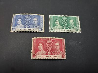 博彦收藏    4月8日 8点 邮票专场 - 香港 乔治六世登基新全 背贴/黄 上品