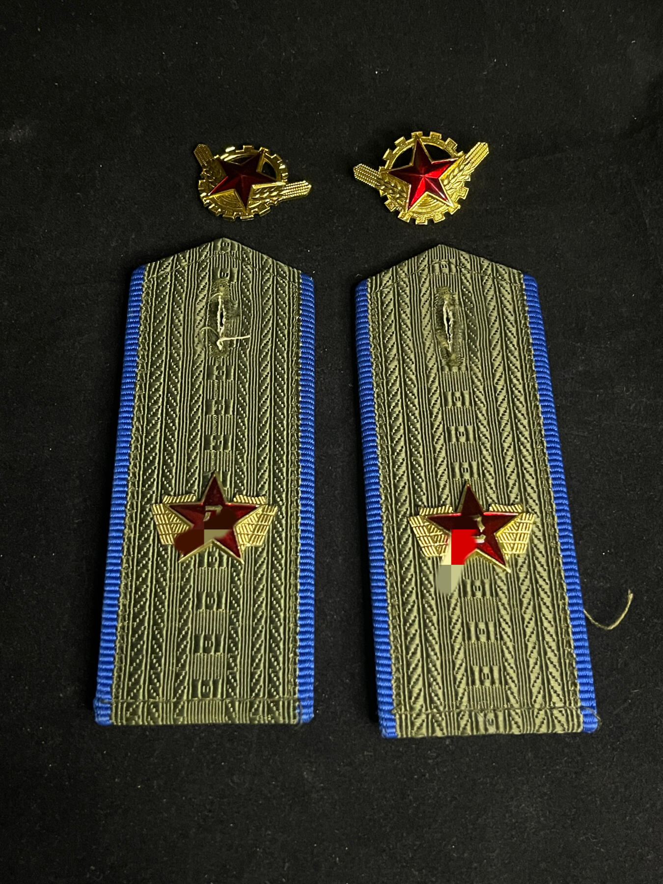 专场 Su －87文职肩章