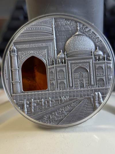 第195期拍卖 - 帕劳2014年镶琥珀建筑系列泰姬陵仿古2盎司仿古纪念银币，999银，发行999枚