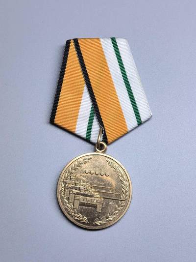 小驴勋章奖章收藏4月4日周六晚六点拍卖（珍爱和平，收藏战争，铭记历史，勿忘国耻，忠党爱国。有偿代拍，送拍规则在简介最后，参拍须阅读规则后再参拍，关系到运费包装发货时效真假辨别等关键信息，拍卖时不再发原图，看大图店主微信码在拍卖店铺介绍里） - 俄罗斯国际比赛坦克两项奖章