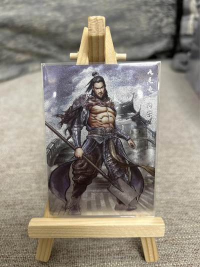 喜灰玩卡拍卖第七期，接拍品0佣金，欢迎送拍，释放现金流，让自己有资金可以购买更多喜欢的卡牌，让别的卡友能淘到更多心仪的卡牌 - 【限编087/099编】卡德曼 张建东老师绘 陶宗旺 限编粗闪