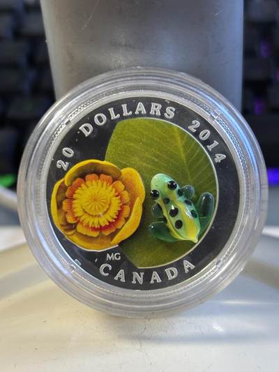第196期拍卖 - 加拿大2014年睡莲和豹纹蛙镶嵌玻璃1盎司彩色纪念银币，9999银，发行12500枚