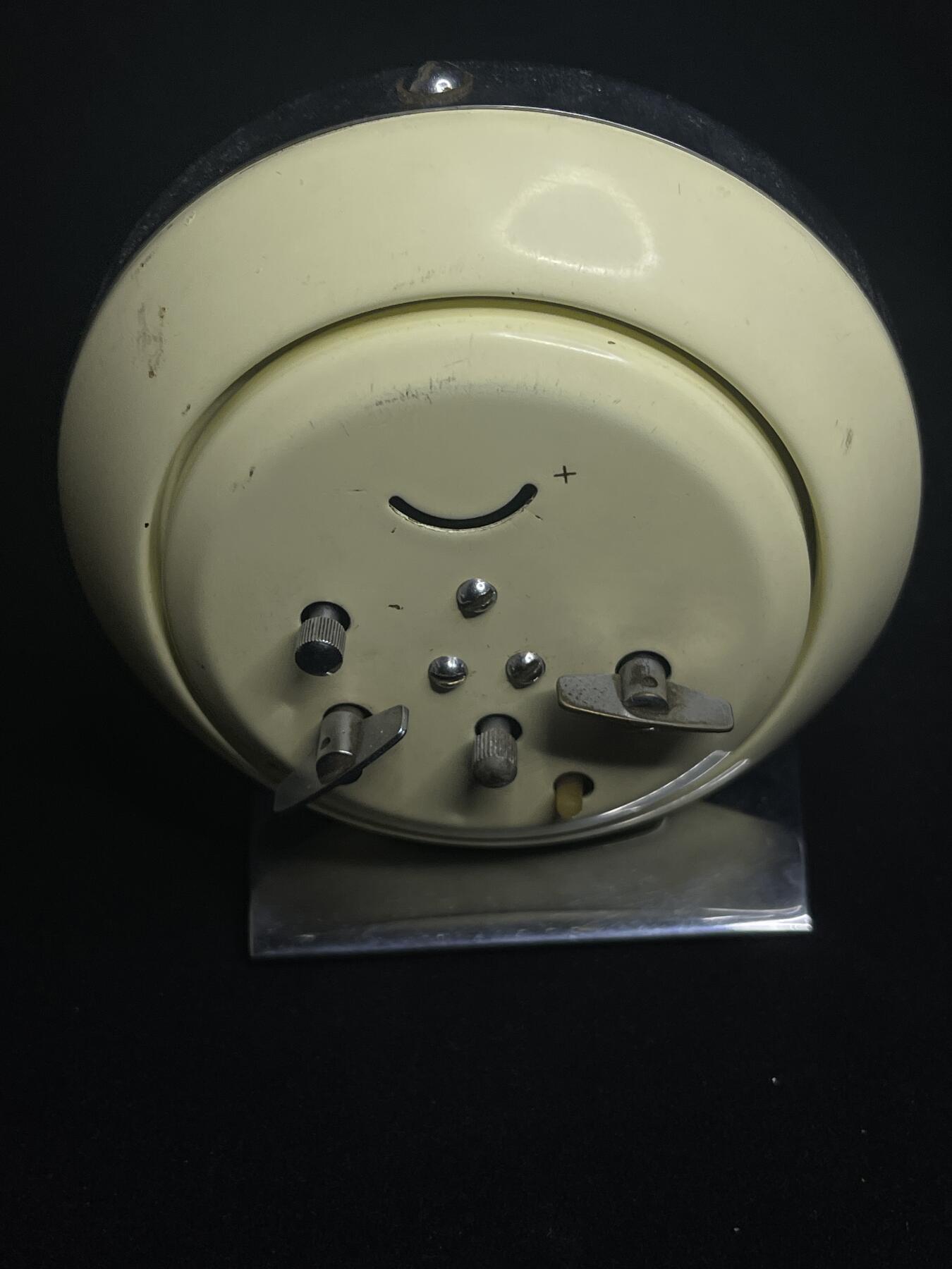 专场 闹钟一个能走不包准