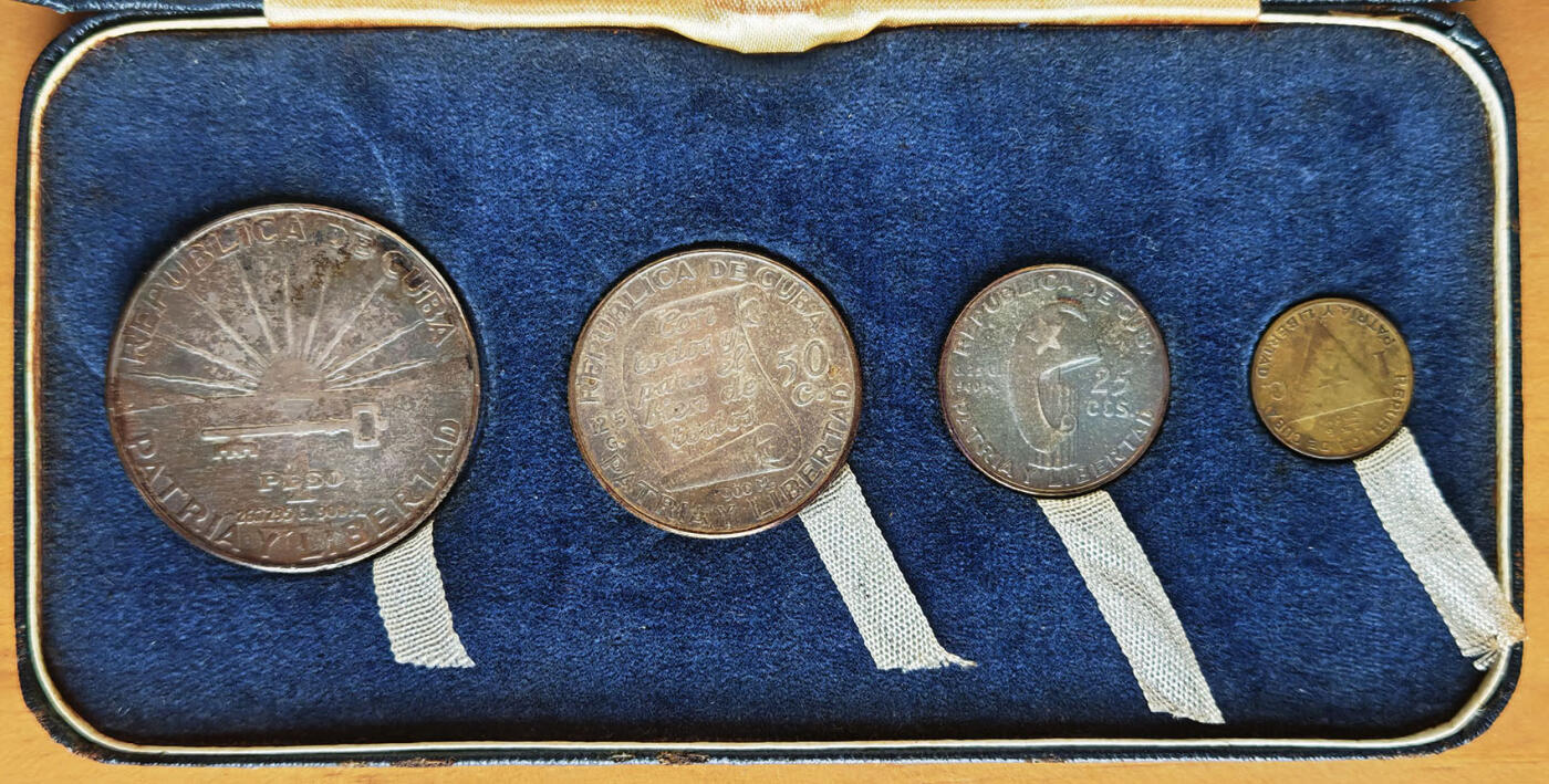 1953古巴mint set