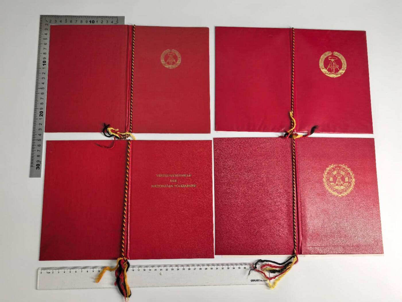 小驴勋章奖章收藏4月4日周六晚六点拍卖（珍爱和平，收藏战争，铭记历史，勿忘国耻，忠党爱国。有偿代拍，送拍规则在简介最后，参拍须阅读规则后再参拍，关系到运费包装发货时效真假辨别等关键信息，拍卖时不再发原图，看大图店主微信码在拍卖店铺介绍里） 东德少校汉斯约哈希姆证书一套