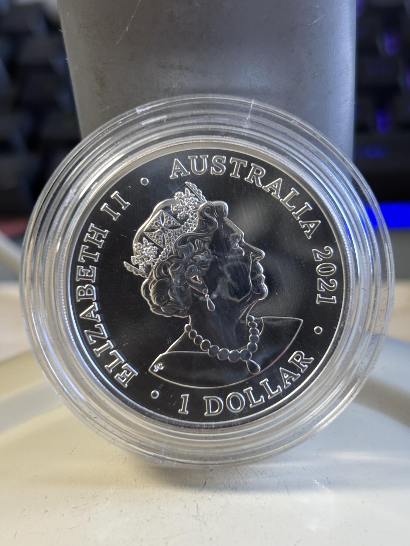 第195期拍卖 澳大利亚2021年梦幻星空鲨鱼座半盎司彩色银币，999银，发行量5000枚