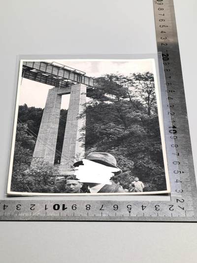 小驴勋章奖章收藏4月4日周六晚六点拍卖（珍爱和平，收藏战争，铭记历史，勿忘国耻，忠党爱国。有偿代拍，送拍规则在简介最后，参拍须阅读规则后再参拍，关系到运费包装发货时效真假辨别等关键信息，拍卖时不再发原图，看大图店主微信码在拍卖店铺介绍里） - 大号画家宣传卡片