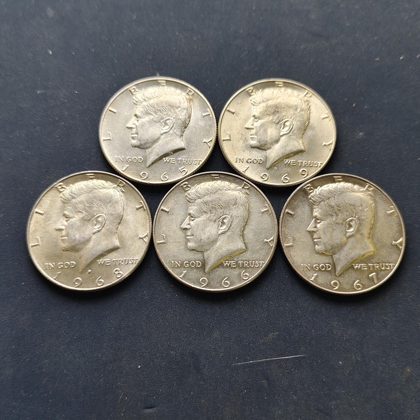 【全场包邮】纯粹捡漏拍517场 美国1965-1969年肯尼迪半元银币连续年份5枚一组【30.6毫米11.5克40%，5枚含纯银23克】