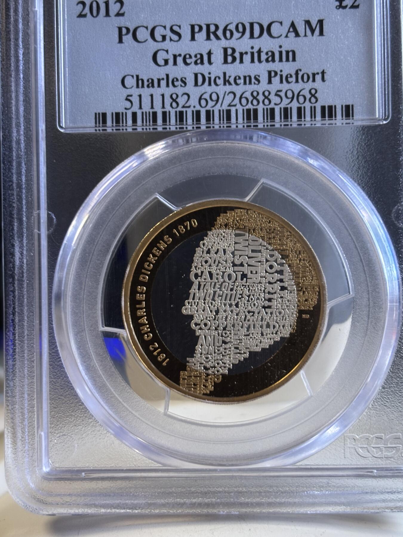 第196期拍卖 获奖英国2012年狄更斯诞辰2英镑加厚银币PCGS-PR69，925银镀金，24克，发行2000枚