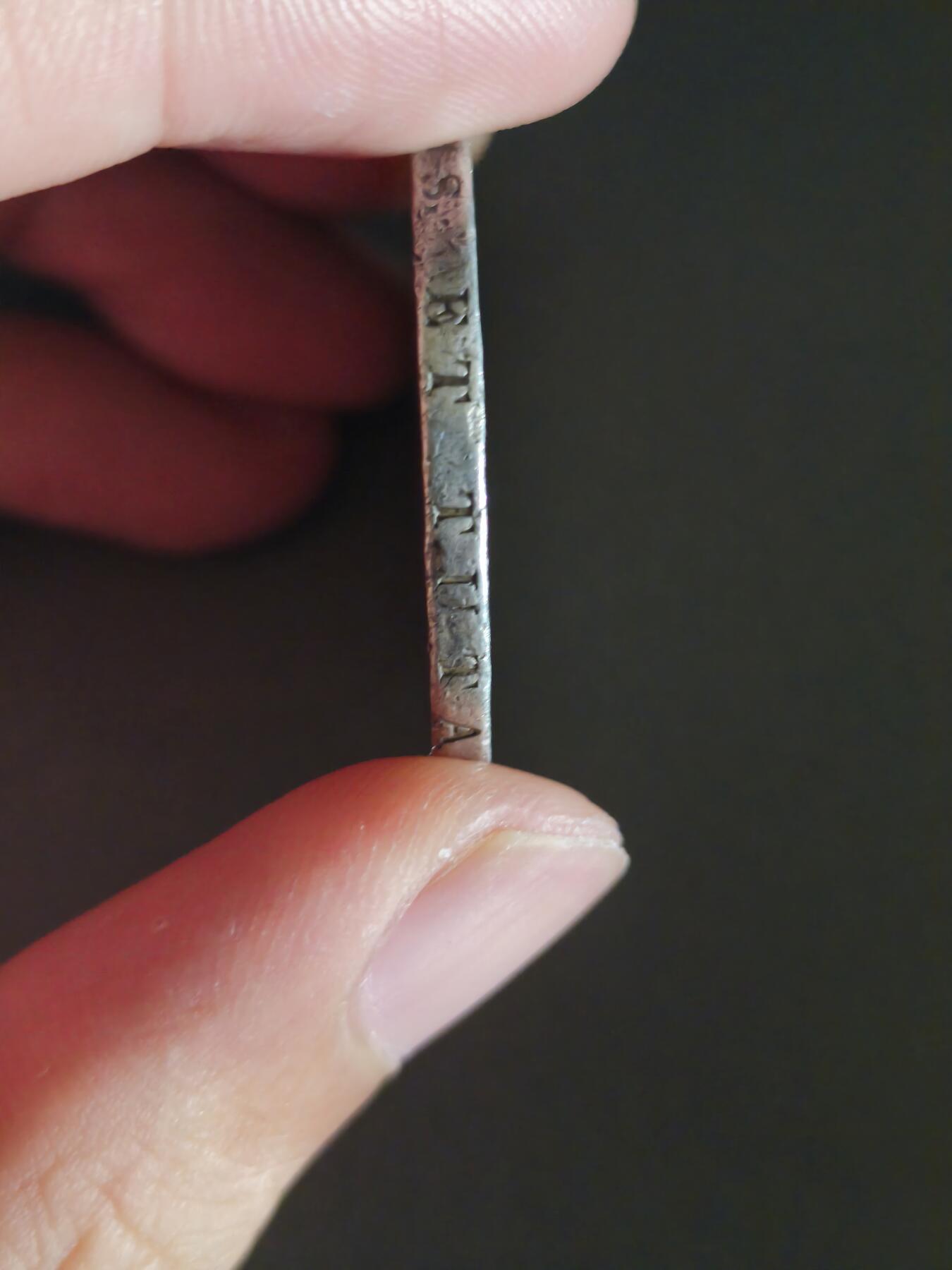 机制币银元拍场 臻品多多 1844英国小维克朗大银币，维多利亚青年版，流通品相如图 状态尚可，925银，保真