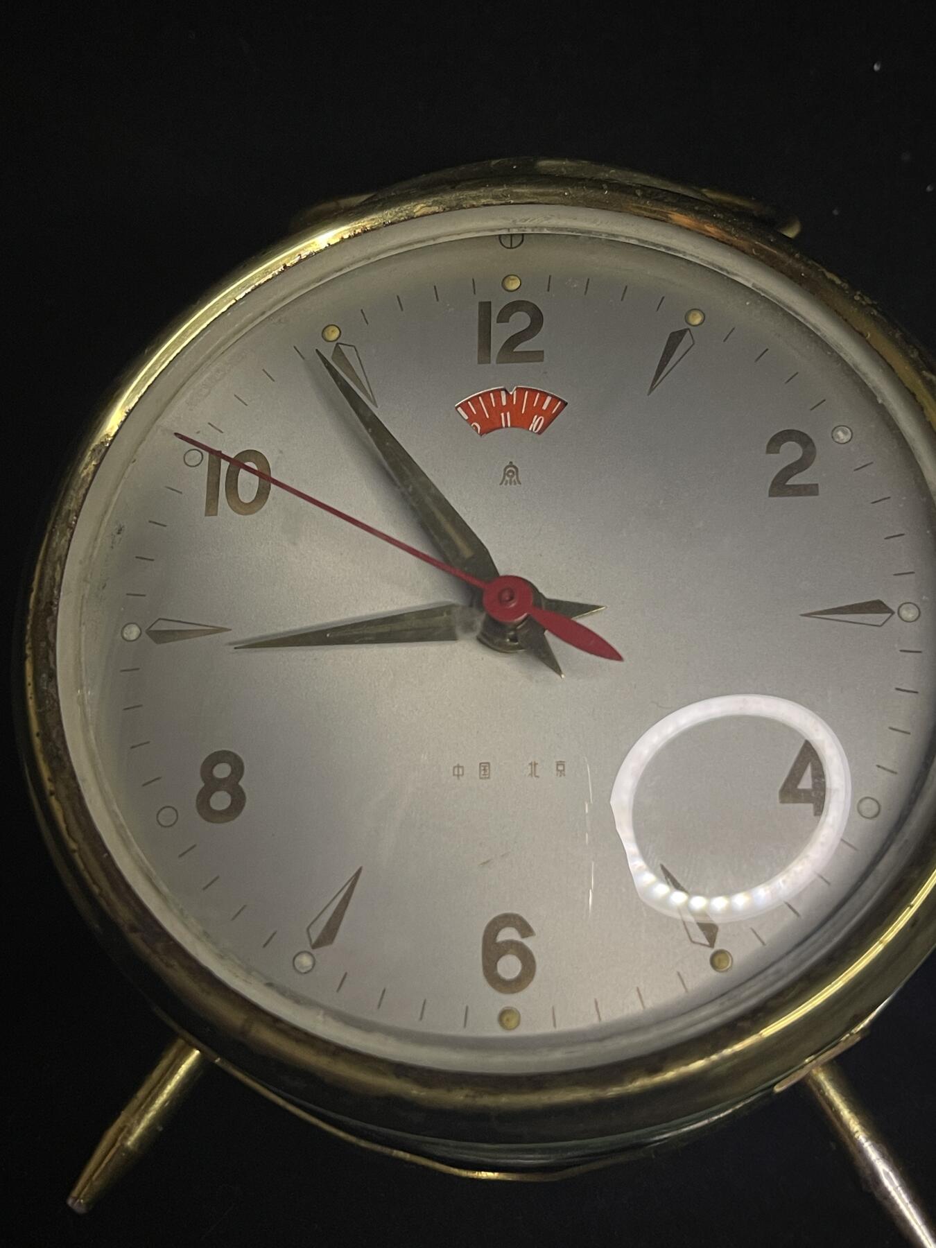 专场 闹钟一个能走不包准