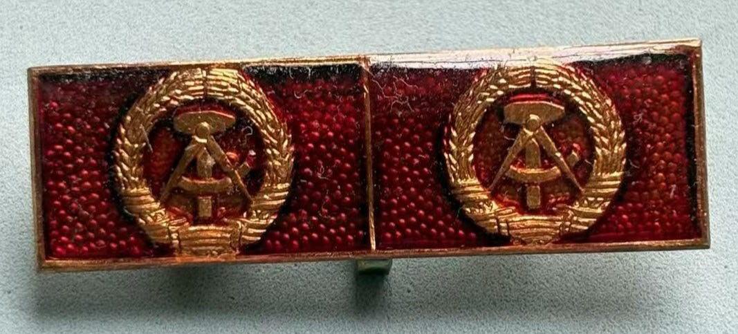 盛世勋华——号角文化勋章邮票专场拍卖第312期 东德劳动积极模范略章 2次获得版