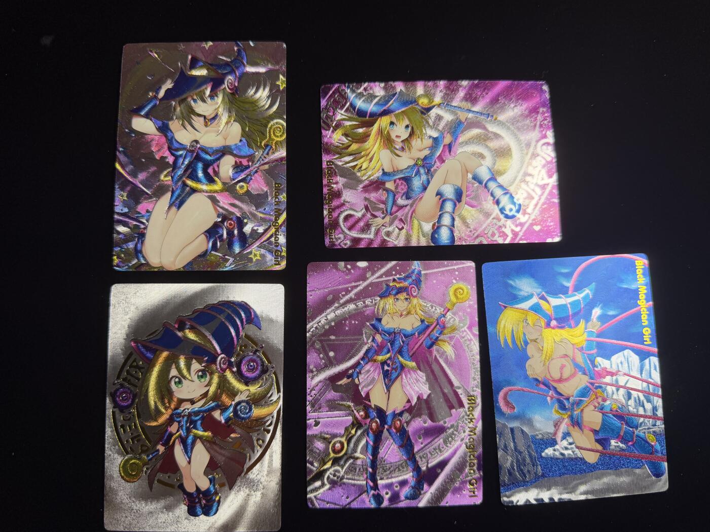 奇点卡牌限时专场 无佣金  所有卡牌独家赞助 部分卡牌支持多宫 流拍商品会循环上架 禁止小号扛价 拒绝套路 部分卡牌设有底价 大家放心拍！祝各位卡牌大佬名流身体健康！ 奇点卡牌 黑魔女粗闪X5