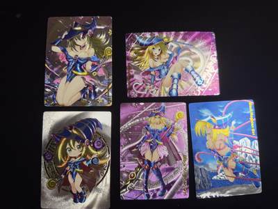 奇点卡牌限时专场 无佣金  所有卡牌独家赞助 部分卡牌支持多宫 流拍商品会循环上架 禁止小号扛价 拒绝套路 部分卡牌设有底价 大家放心拍！祝各位卡牌大佬名流身体健康！ - 奇点卡牌 黑魔女粗闪X5