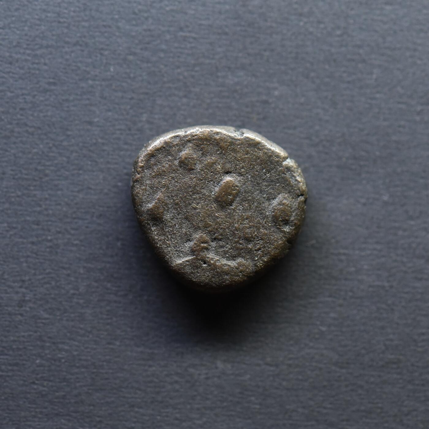 【良泉】4月16日【西方古代打制币】拍卖108件 公元1-2世纪【埃兰】奥罗德斯二世，铜币，3.36克