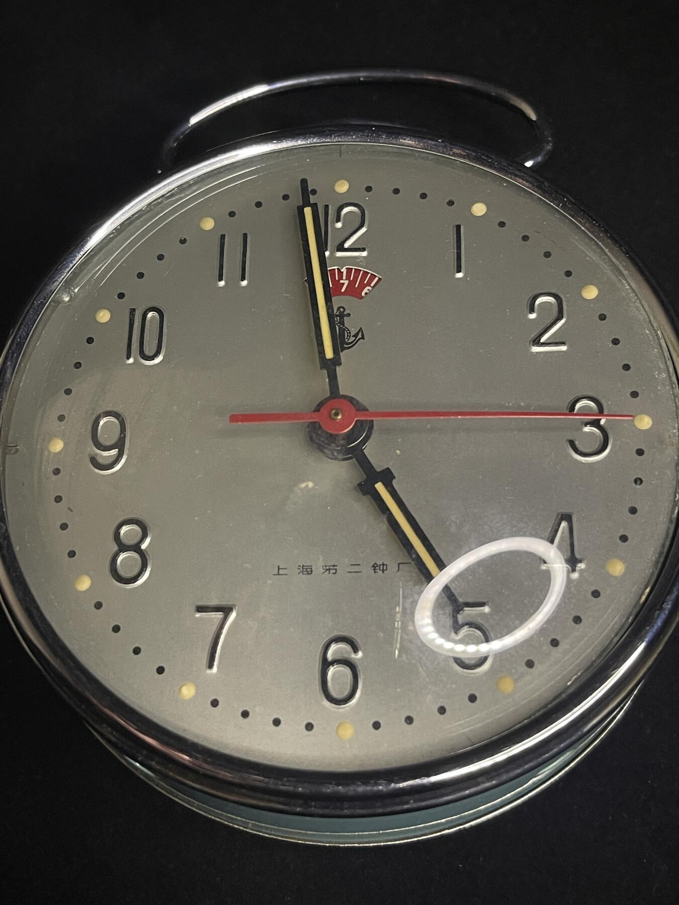 专场 闹钟一个能走不包准