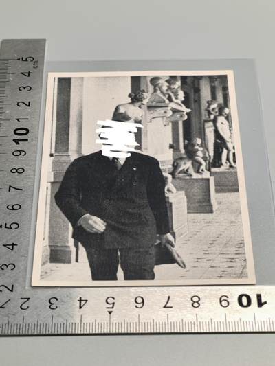 小驴勋章奖章收藏4月4日周六晚六点拍卖（珍爱和平，收藏战争，铭记历史，勿忘国耻，忠党爱国。有偿代拍，送拍规则在简介最后，参拍须阅读规则后再参拍，关系到运费包装发货时效真假辨别等关键信息，拍卖时不再发原图，看大图店主微信码在拍卖店铺介绍里） - 画家宣传卡片