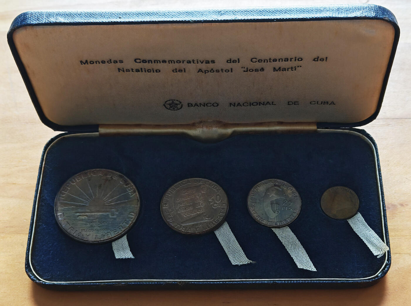 1953古巴mint set