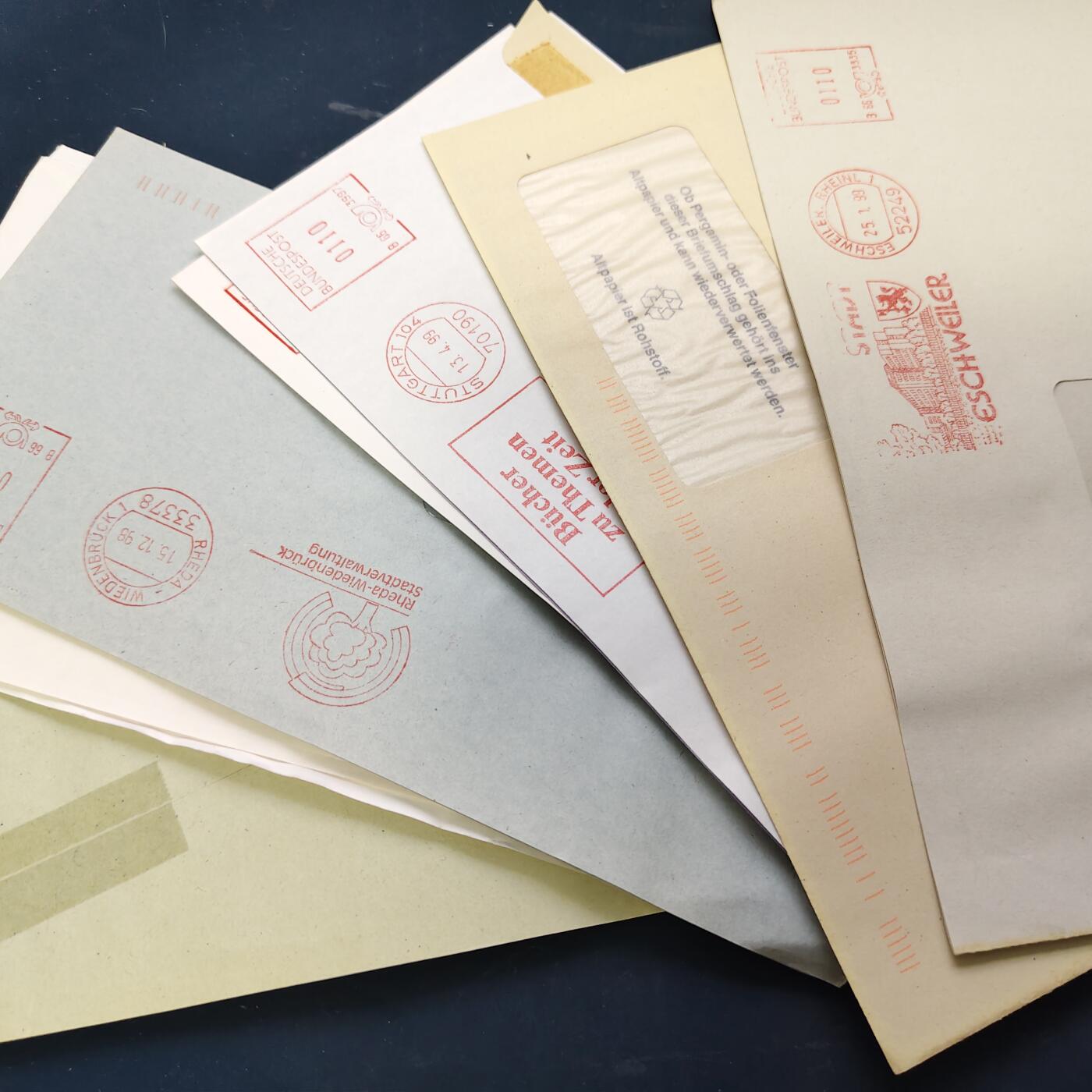 【全场包邮】纯粹捡漏拍517场 【邮票】世界各国各类实寄封及带镀金章贺年卡一组