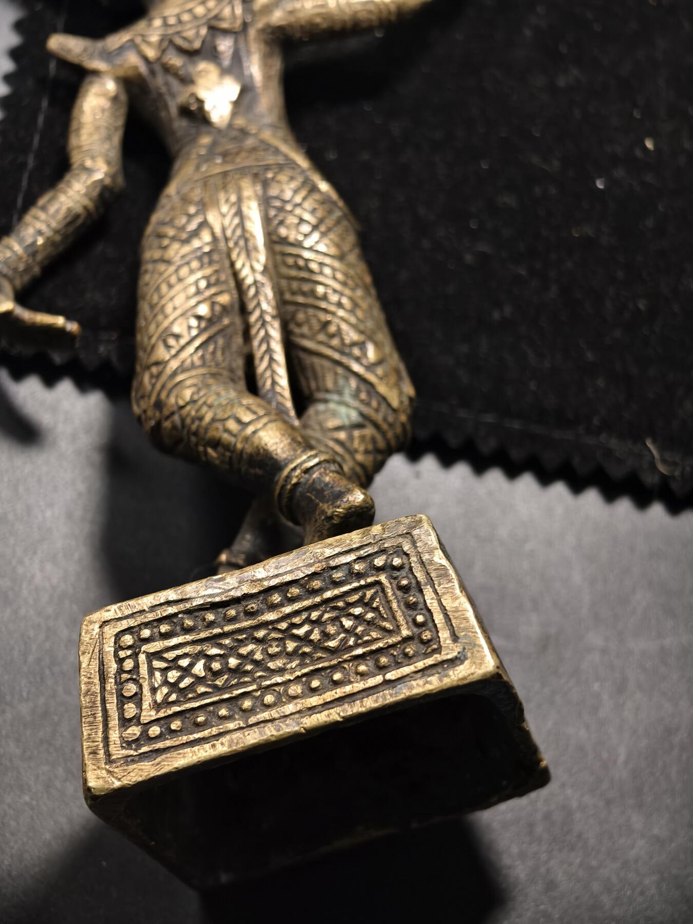 124期新疆红钱粟特钱币丝路钱币专场