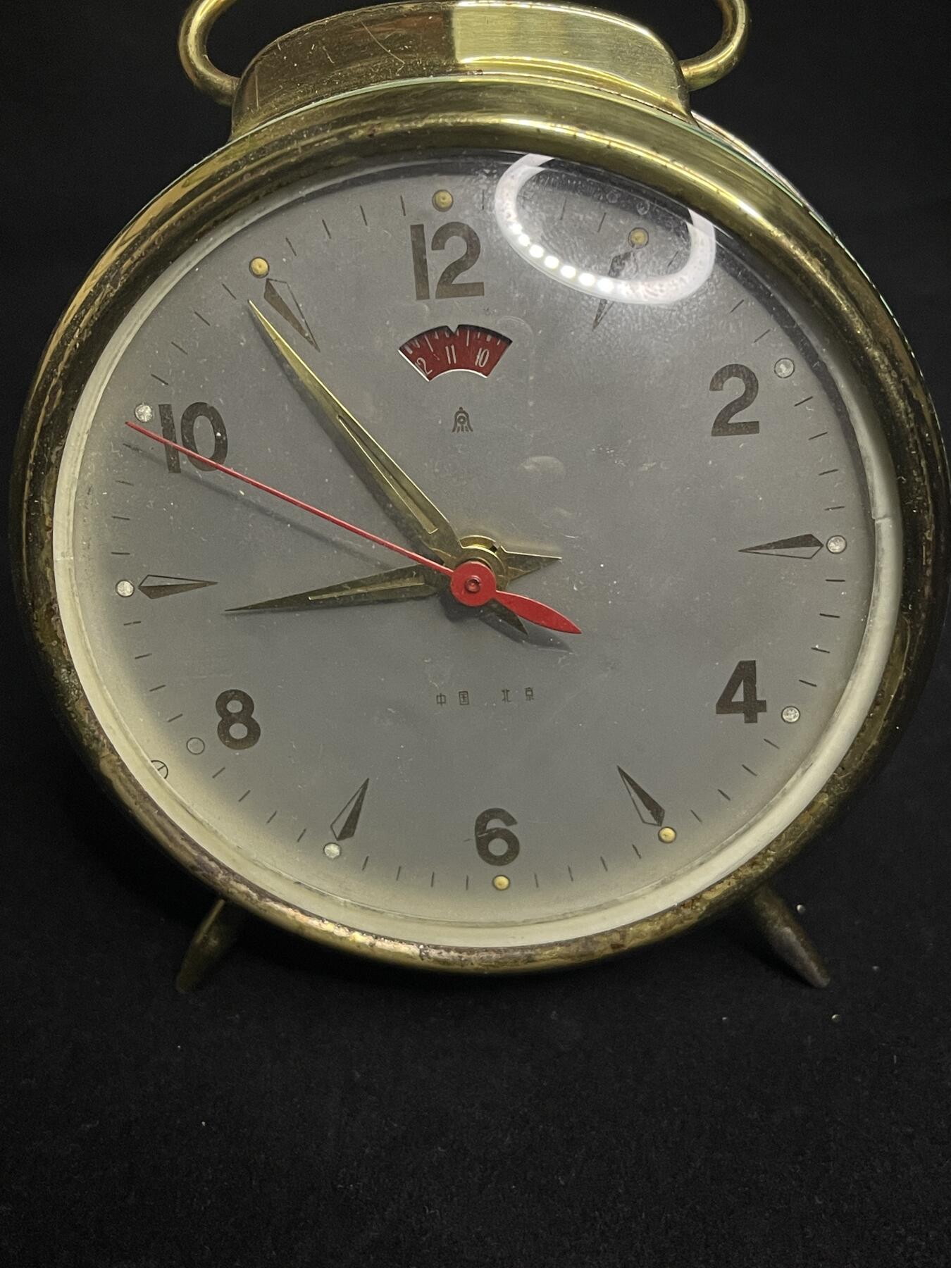 专场 闹钟一个能走不包准