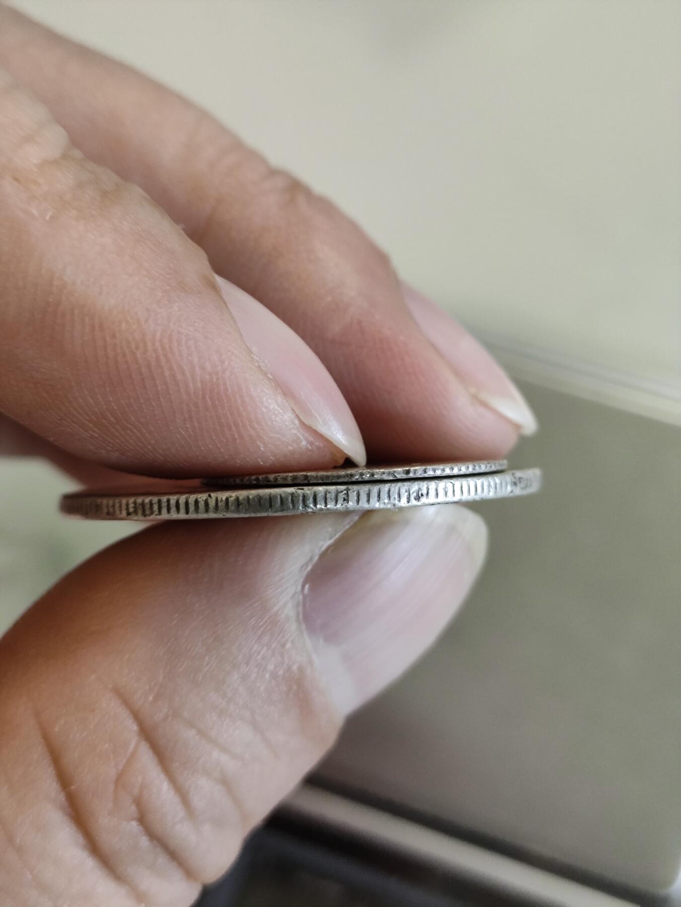 英国维多利亚青年版银币2枚一组