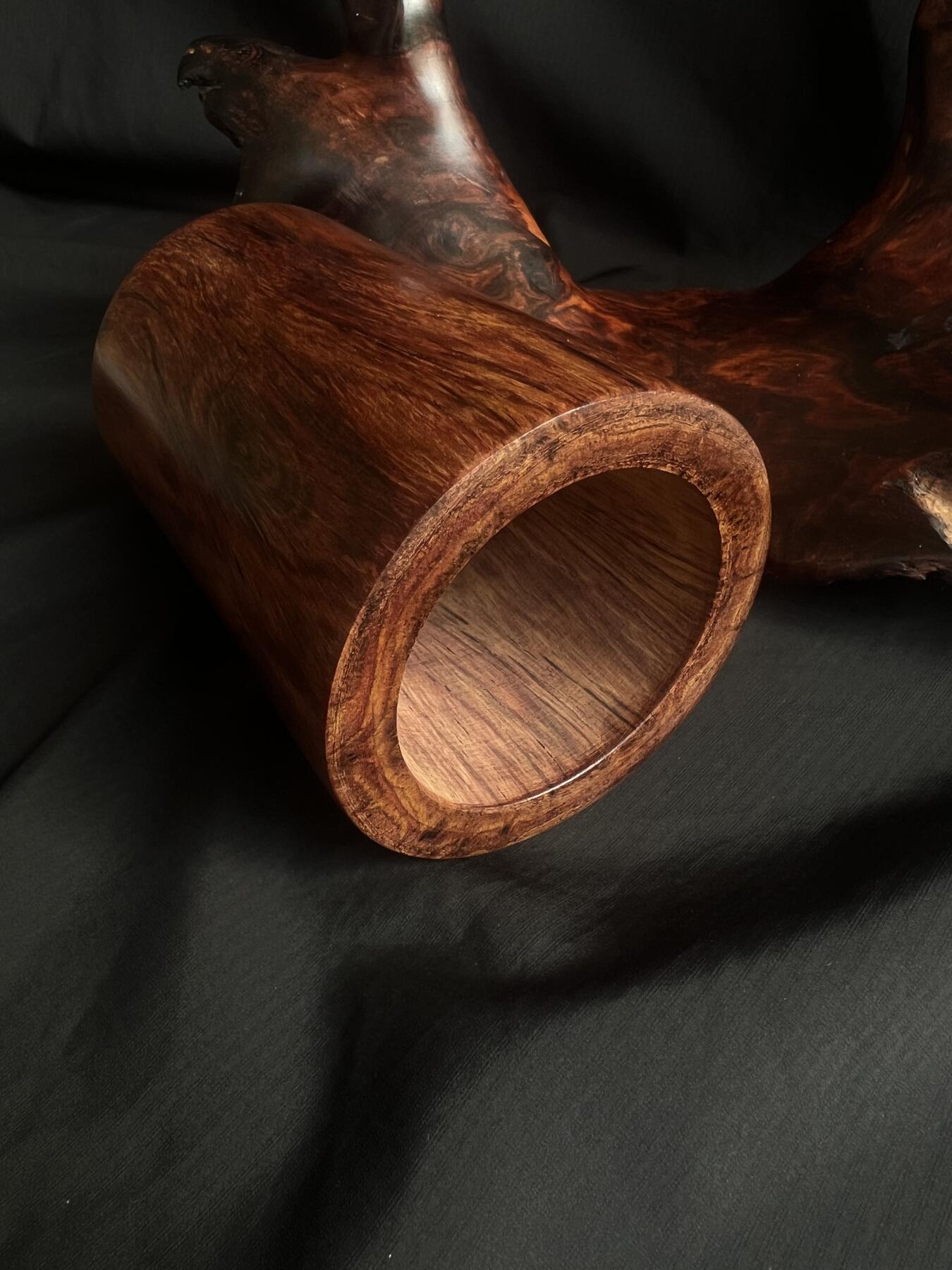 零元拍：海南黄花梨笔筒，整颗料抠出，口径：75/108MM