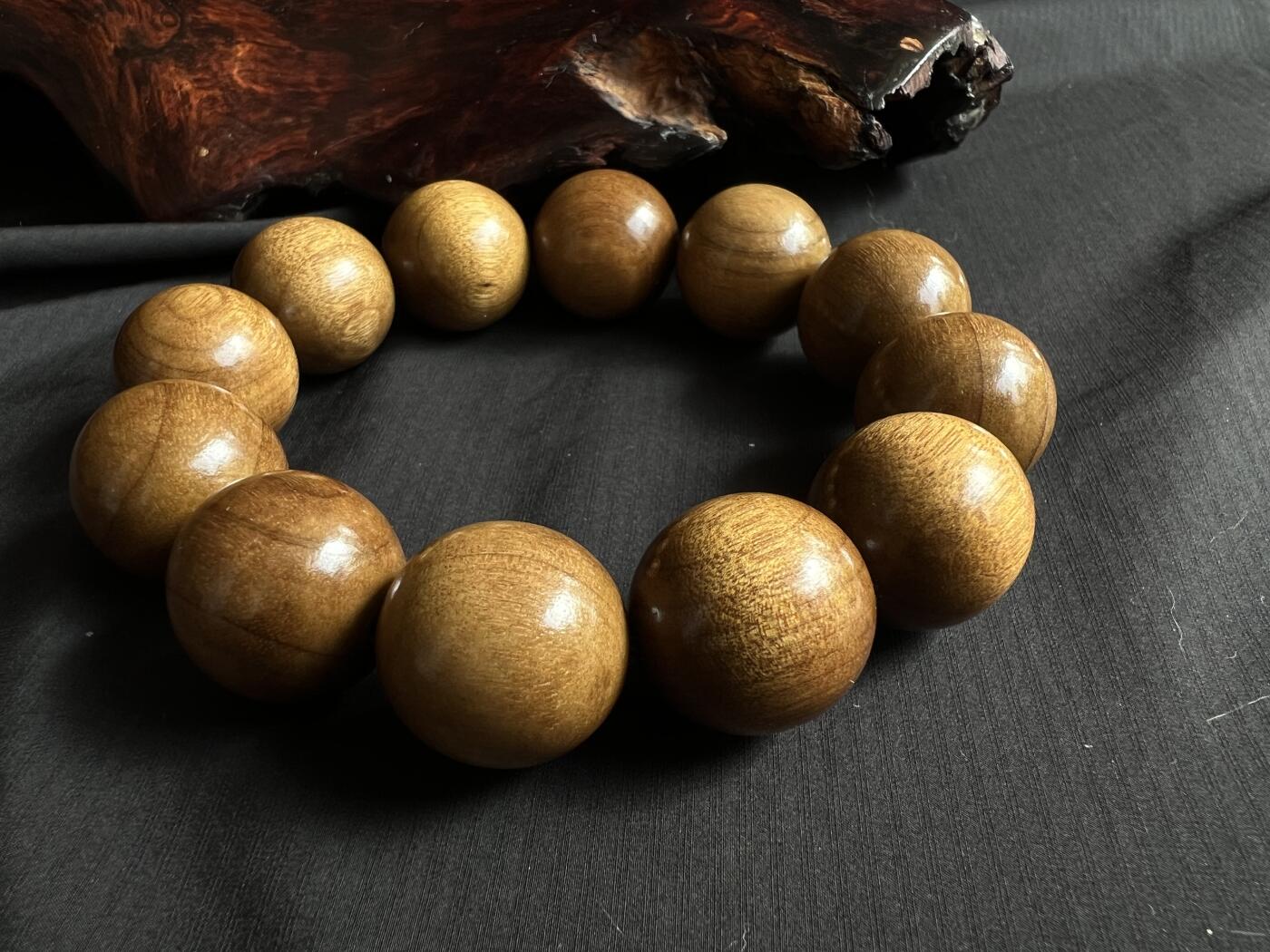 零元拍：金丝楠2.0手串 金丝满满，满手留香