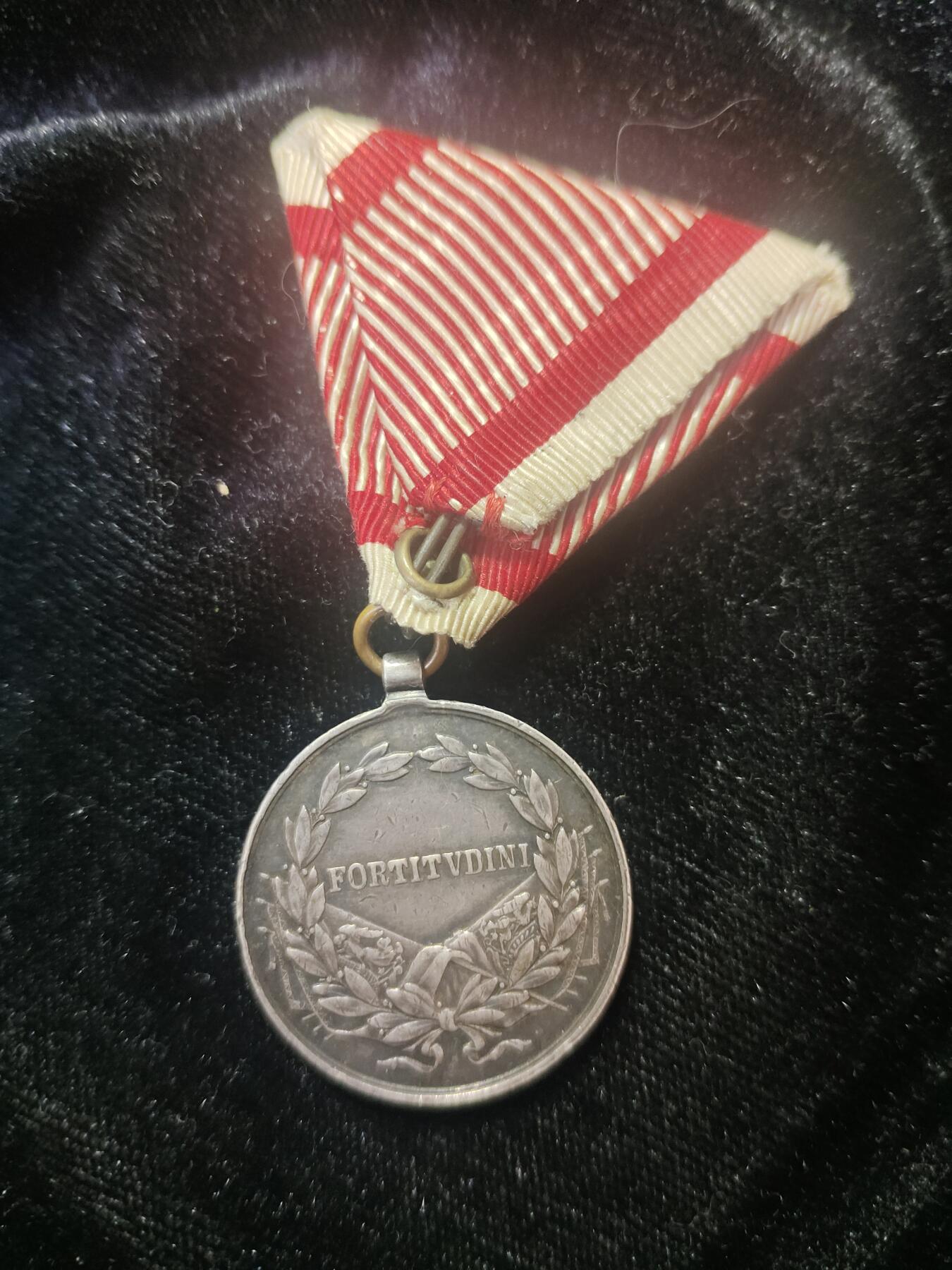 奥匈帝国银级勇敢奖章