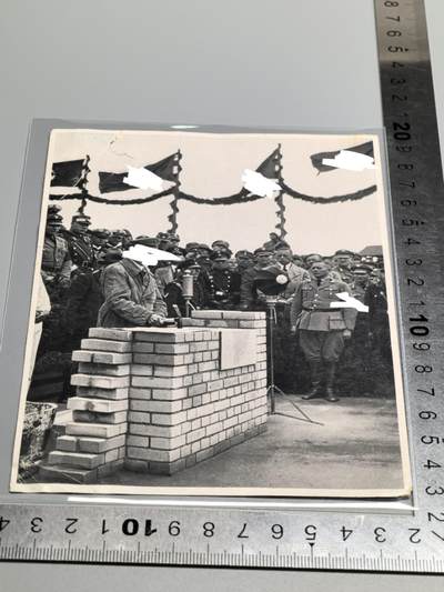 小驴勋章奖章收藏4月4日周六晚六点拍卖（珍爱和平，收藏战争，铭记历史，勿忘国耻，忠党爱国。有偿代拍，送拍规则在简介最后，参拍须阅读规则后再参拍，关系到运费包装发货时效真假辨别等关键信息，拍卖时不再发原图，看大图店主微信码在拍卖店铺介绍里） - 大号画家宣传卡片