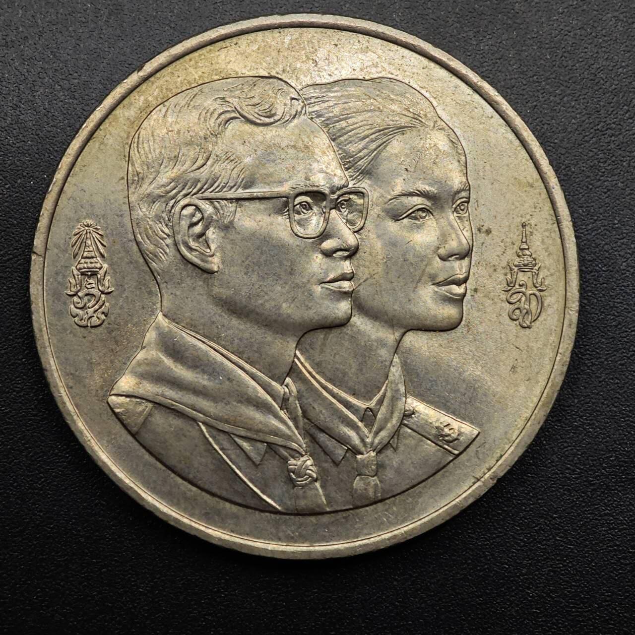  【淘币小摊】限时拍第八百八十九拍   散币套币纸币邮品场    每周一统一发货 泰国100泰铢纪念币