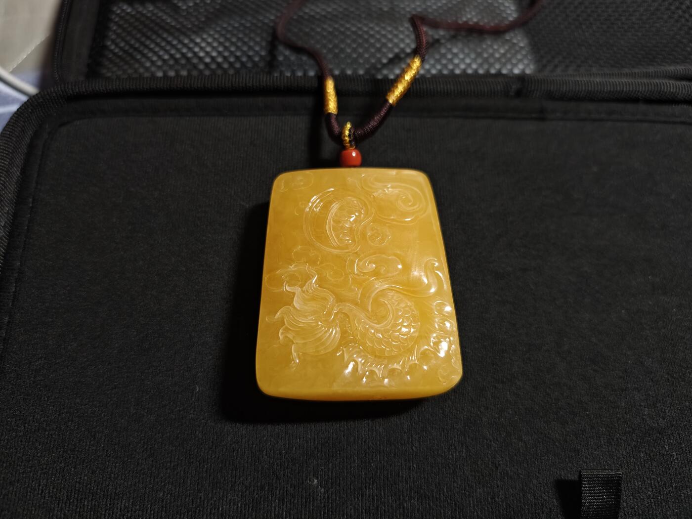 满蜜鸡油黄龙牌 54.34g（收藏级）