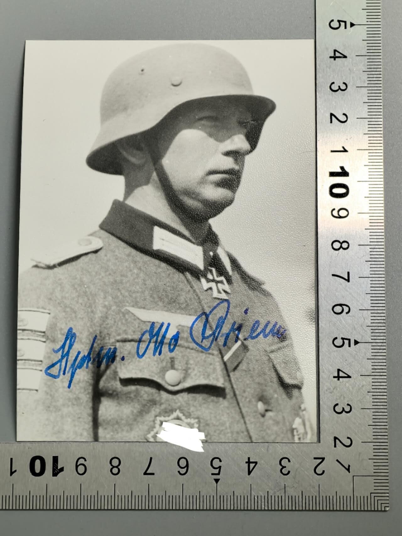 小驴勋章奖章收藏4月4日周六晚六点拍卖（珍爱和平，收藏战争，铭记历史，勿忘国耻，忠党爱国。有偿代拍，送拍规则在简介最后，参拍须阅读规则后再参拍，关系到运费包装发货时效真假辨别等关键信息，拍卖时不再发原图，看大图店主微信码在拍卖店铺介绍里） 列宁格勒死扛个人单兵摧毁3辆坦克 Otto Priem战后亲笔签名