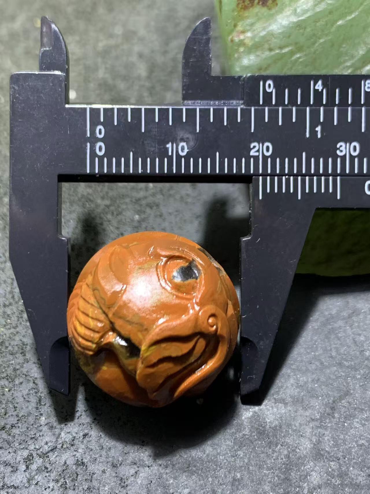 精美亚光草花纹战国红玛瑙手工俏色巧雕大象2.0圆珠一个