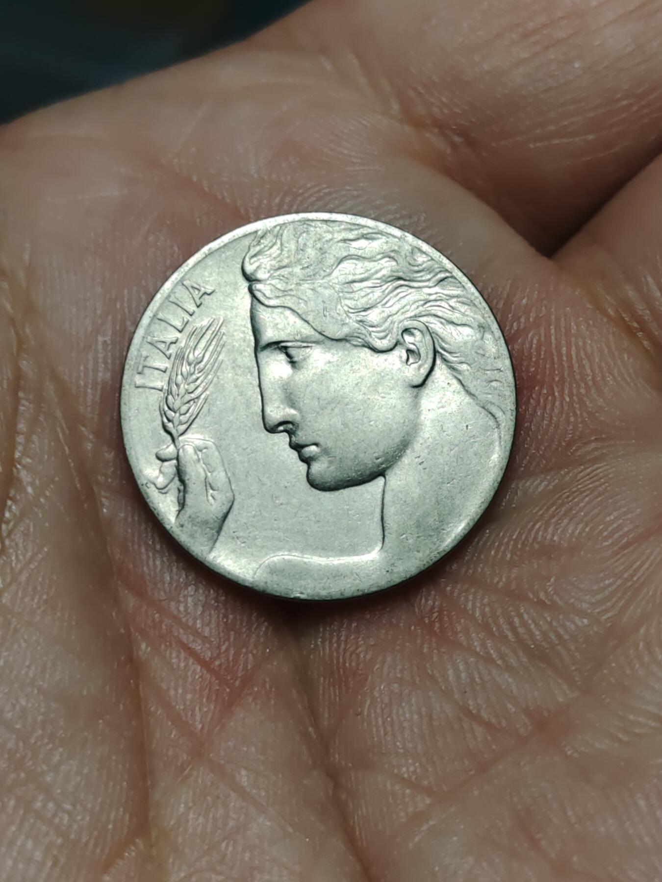 2026年第四十场(总第二百零九场）外国好品散币场(免佣金) 意大利王国1910年20分(维托里奥·埃马努埃莱三世第二版，R标罗马造)