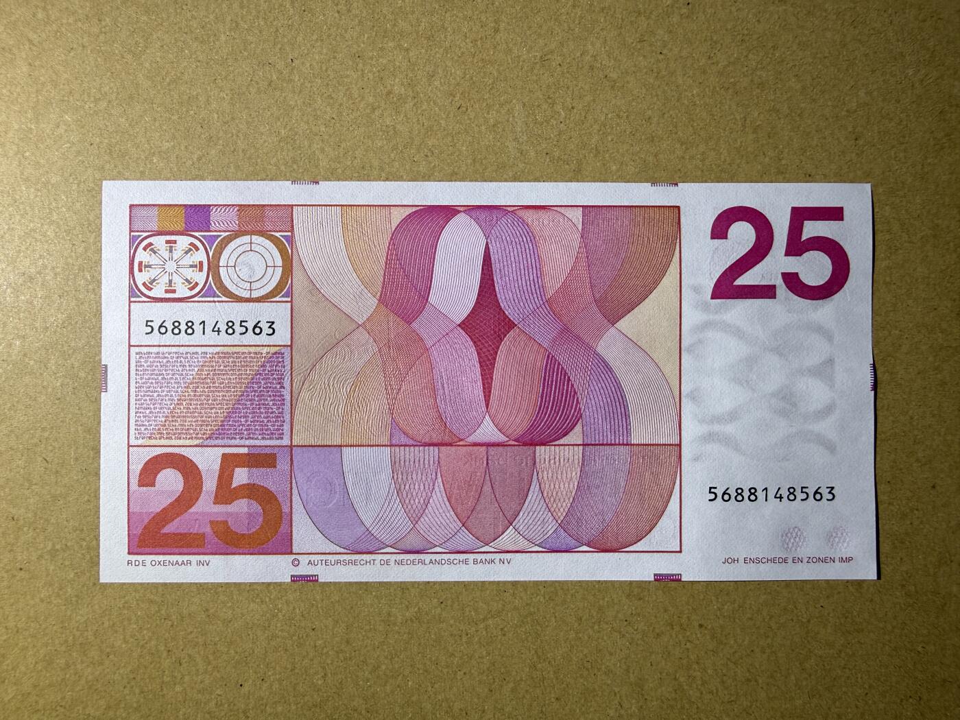 《愛美收藏》第239期-4.5周日外币黄金场  荷兰25盾 UNC 1971年人像版