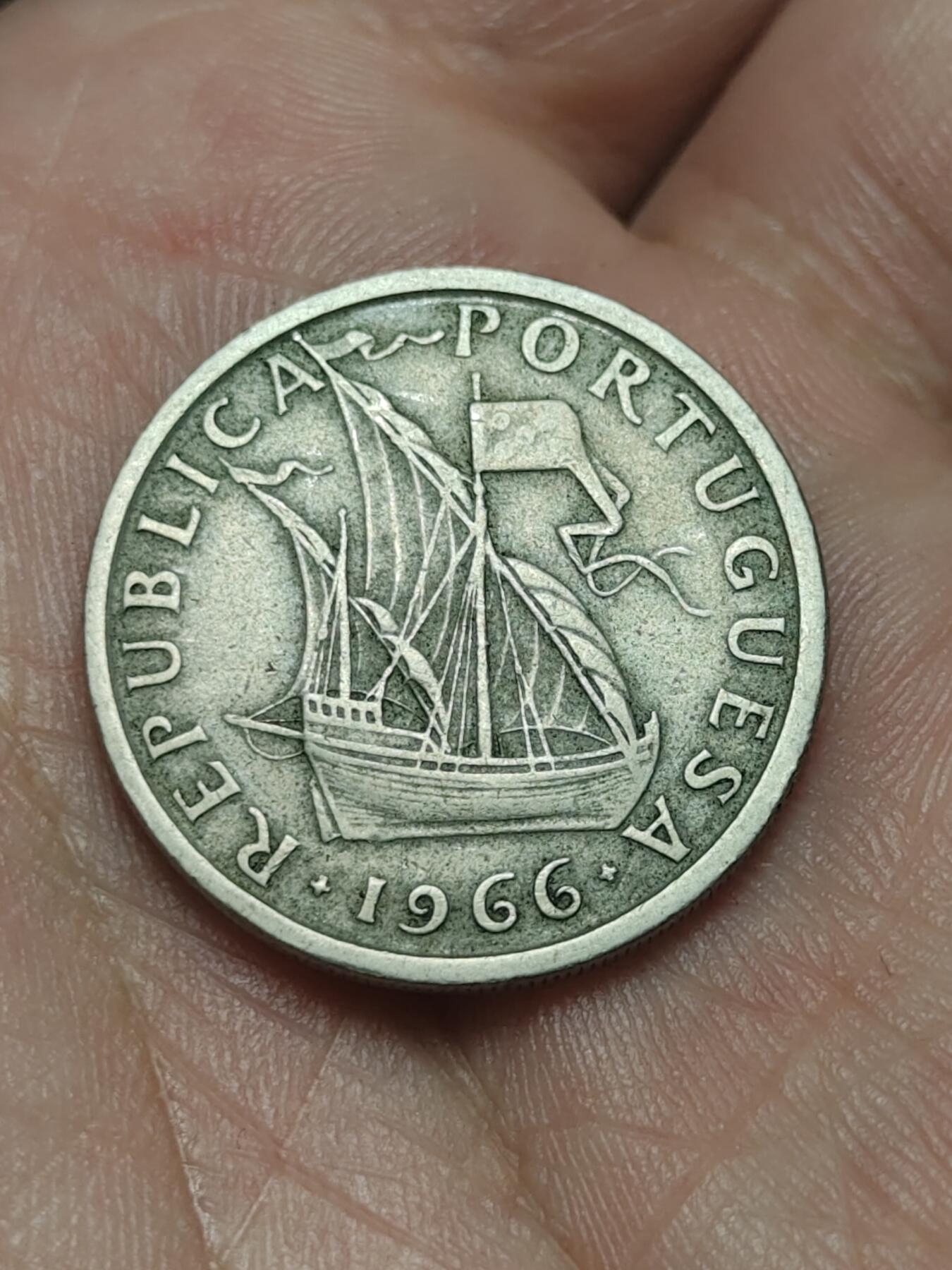 2026年第四十场(总第二百零九场）外国好品散币场(免佣金) 葡萄牙🇵🇹1966年5埃斯库多(共和国第五套早期年份)