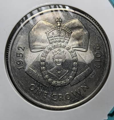 外国优质银币克朗币纪念章，每周六晚九点倒数截拍，满百包邮可寄存，持续收拍 - 阿森松岛2012年伊丽莎白二世登基钻禧 1 克朗纪念币，正面为女王肖像，背面以王冠与双头像铭刻 1952-2012，纪念女王在位 60 周年，见证英联邦海外领地的王室纪念传统。