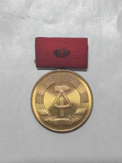 韵星假日军品类拍卖第51期  -- Rimey Holidays Militaria Auction 51 - 民主德国成立四十周年纪念奖章