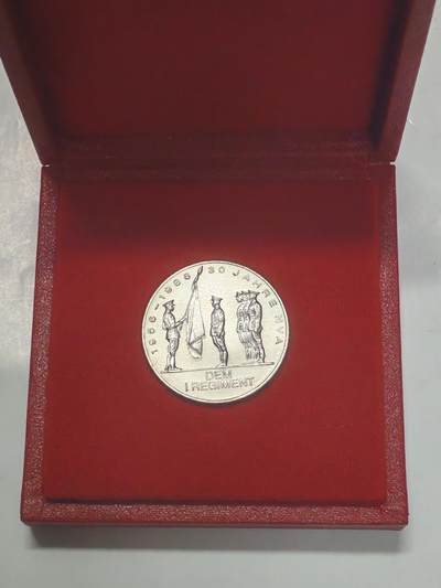 韵星假日军品类拍卖第51期  -- Rimey Holidays Militaria Auction 51 - 民主德国国家人民军成立三十周年纪念币带盒