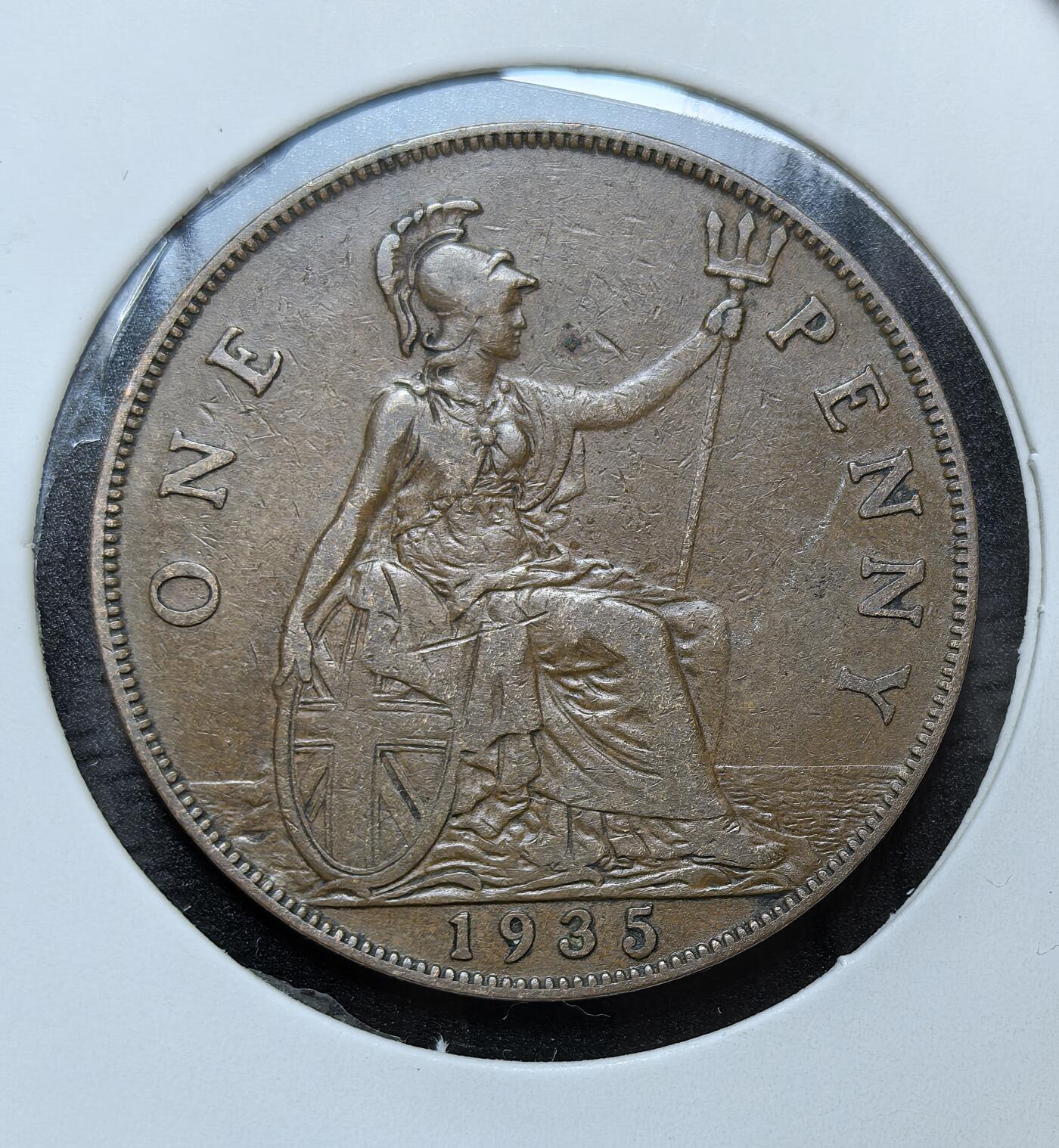 外国优质银币克朗币纪念章，每周六晚九点倒数截拍，满百包邮可寄存，持续收拍