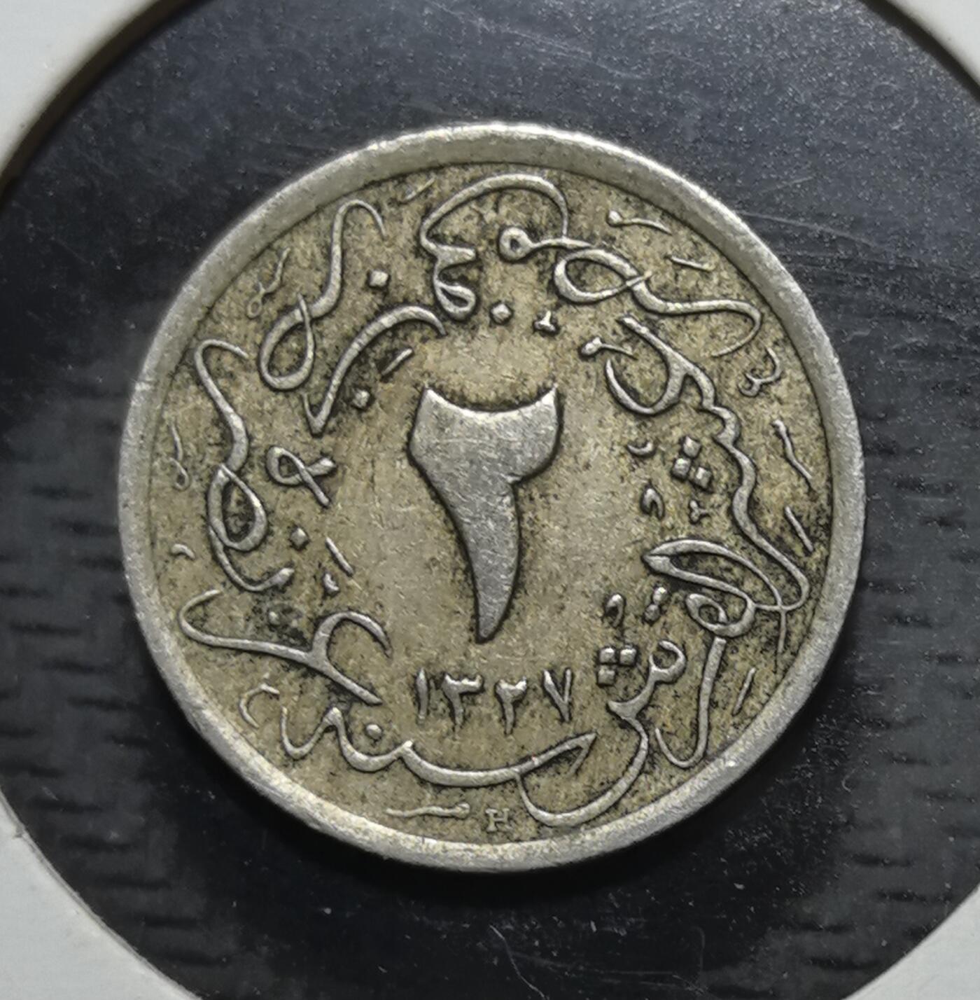 外国优质银币克朗币纪念章，每周六晚九点倒数截拍，满百包邮可寄存，持续收拍