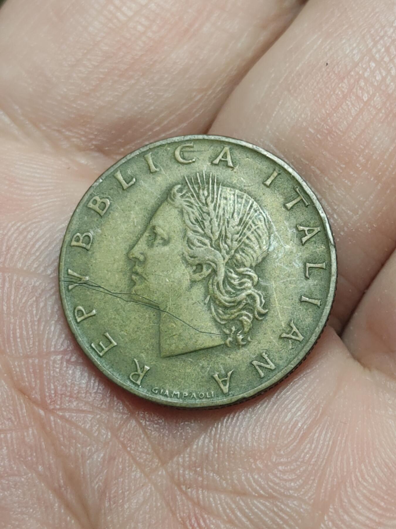 2026年第四十场(总第二百零九场）外国好品散币场(免佣金) 意大利🇮🇹1957年20里拉(共和国时期第一版，齿边首发年仅发行3年，Serifed 7–艺术字体7版本))