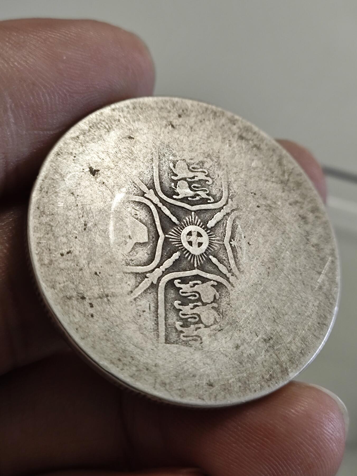 英国银币，1889年，维多利亚高冠像，大不列颠联合王国，双弗洛林银币