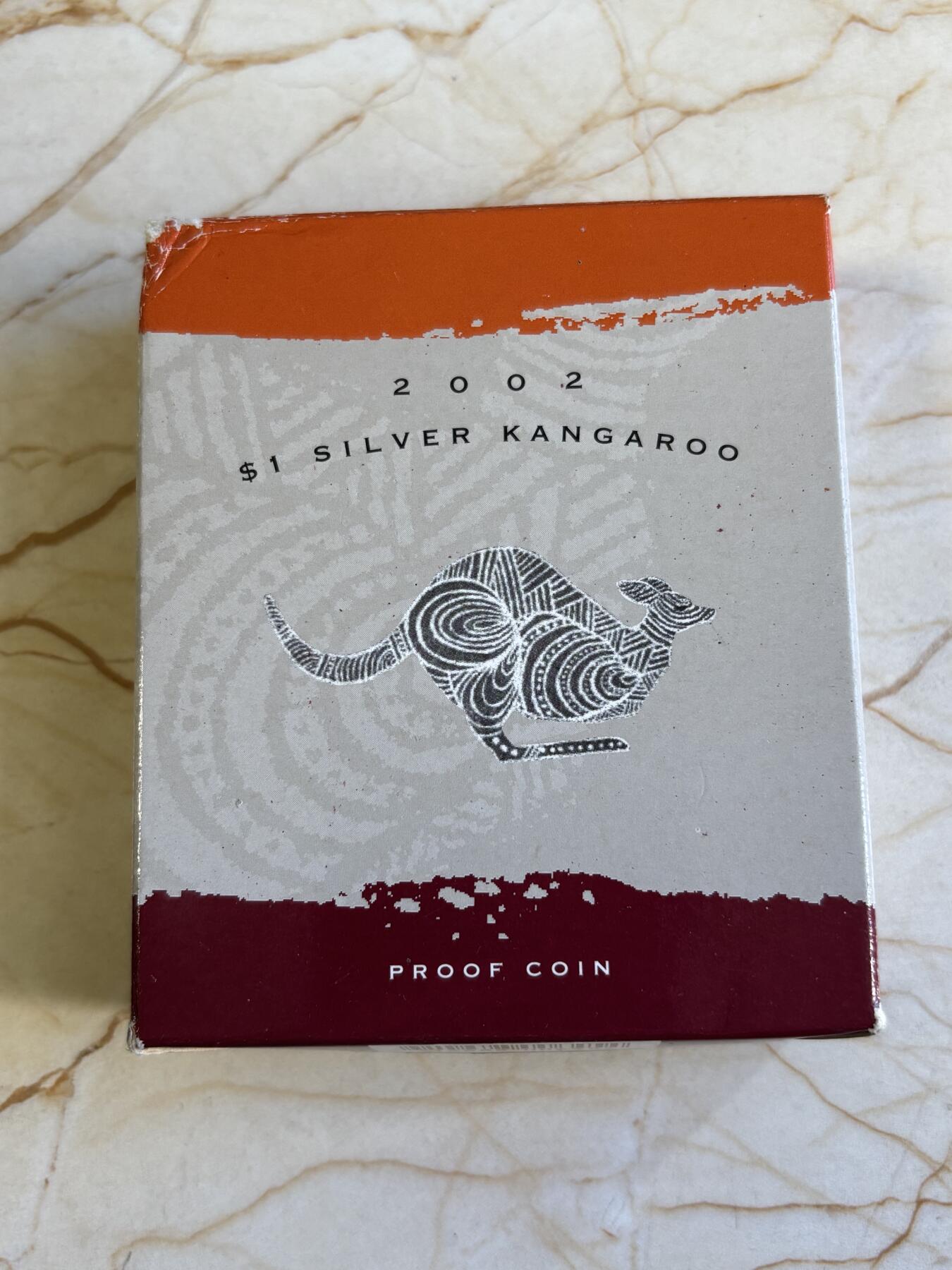 第196期拍卖 澳大利亚2002年袋鼠一盎司精制纪念银币，999银