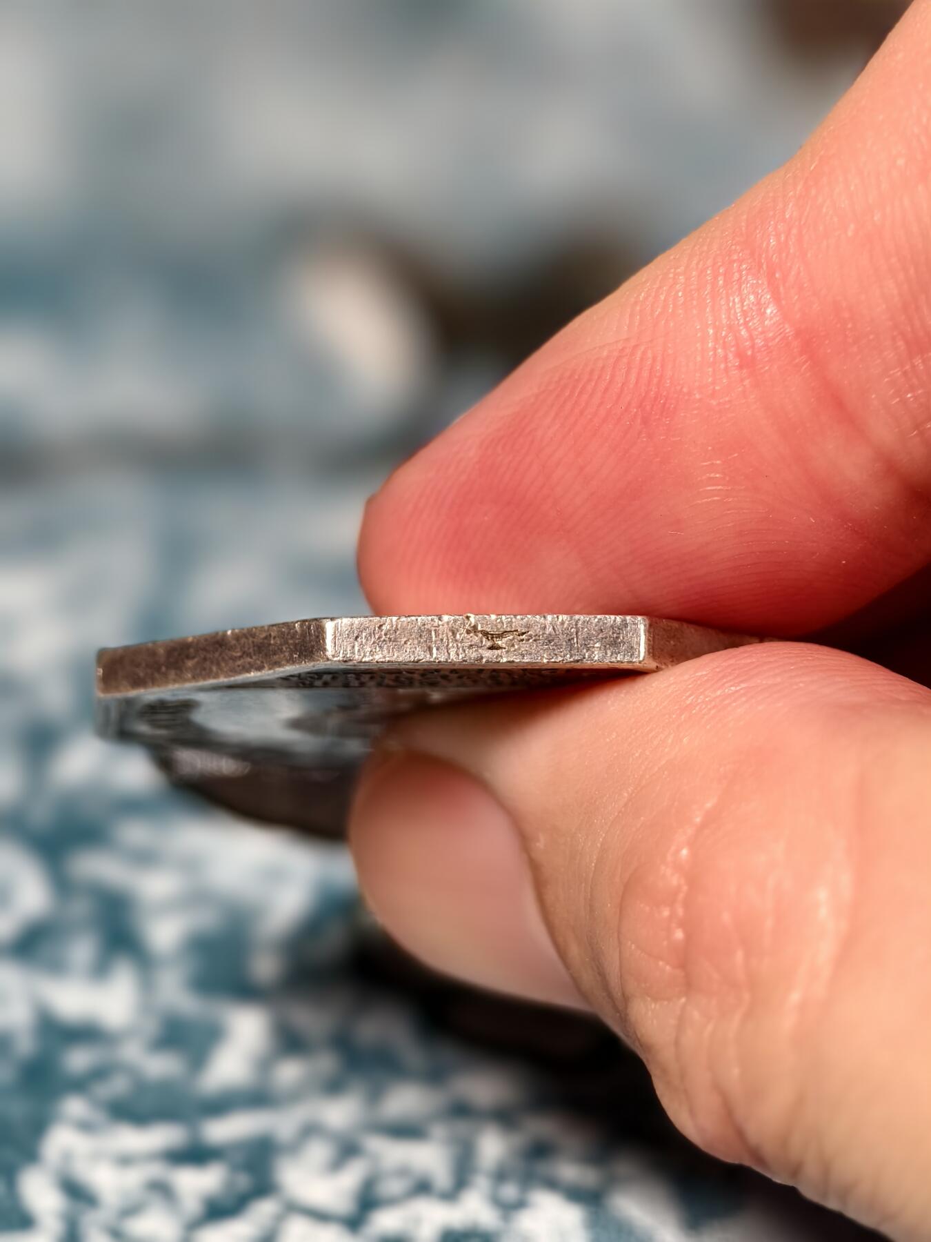 抚柳草堂-第二十二期章牌钱币  奖章勋章 满百包邮 放漏专场 法国路易·菲利普一世时期（1830-1848）巴黎公证人协会八角银质代用币 法国19世纪著名章牌雕刻师 MICHAUT（米肖） 设计雕刻  早期油灯边铭 直径32.5mm重18.5g  950银 品相很不错