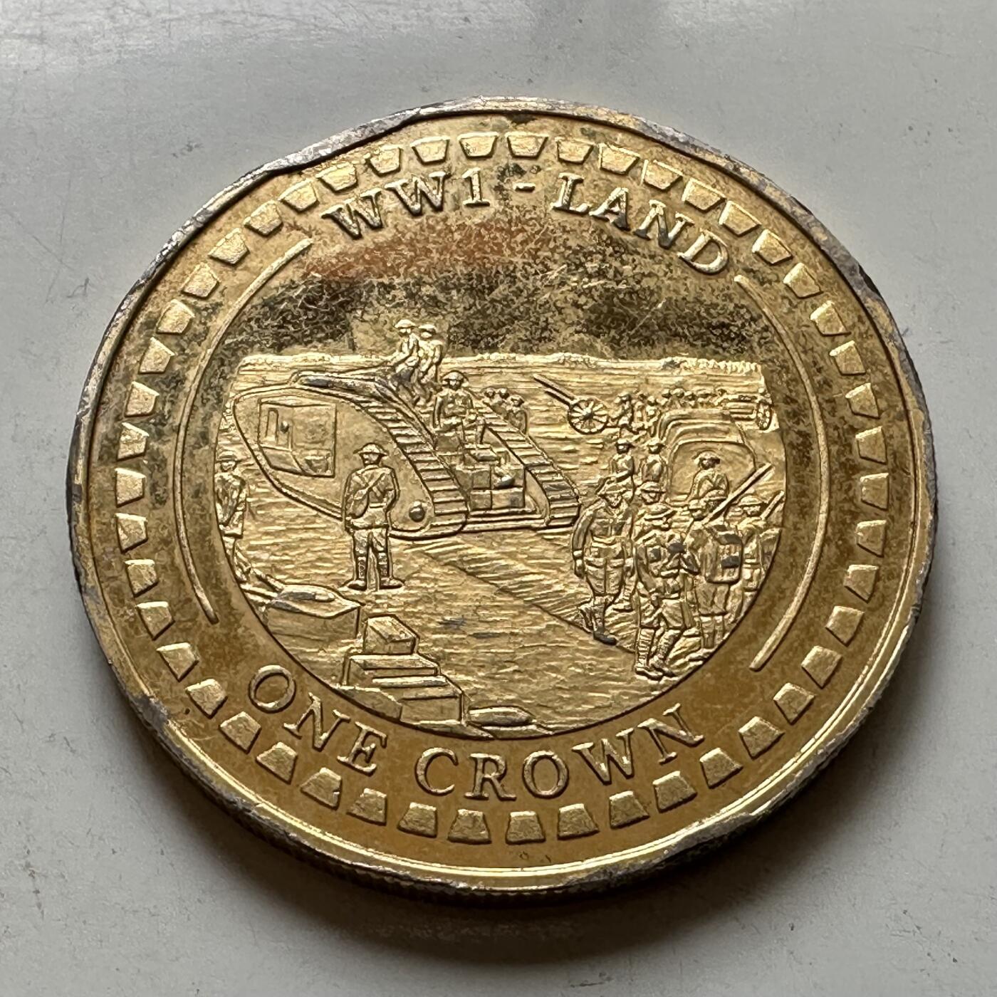 🌹外币初藏🌹🐯2026年第37场   每周二四六晚8️⃣点 接代拍 直布罗陀 2014年  一战坦克 1克朗 镀金纪念币