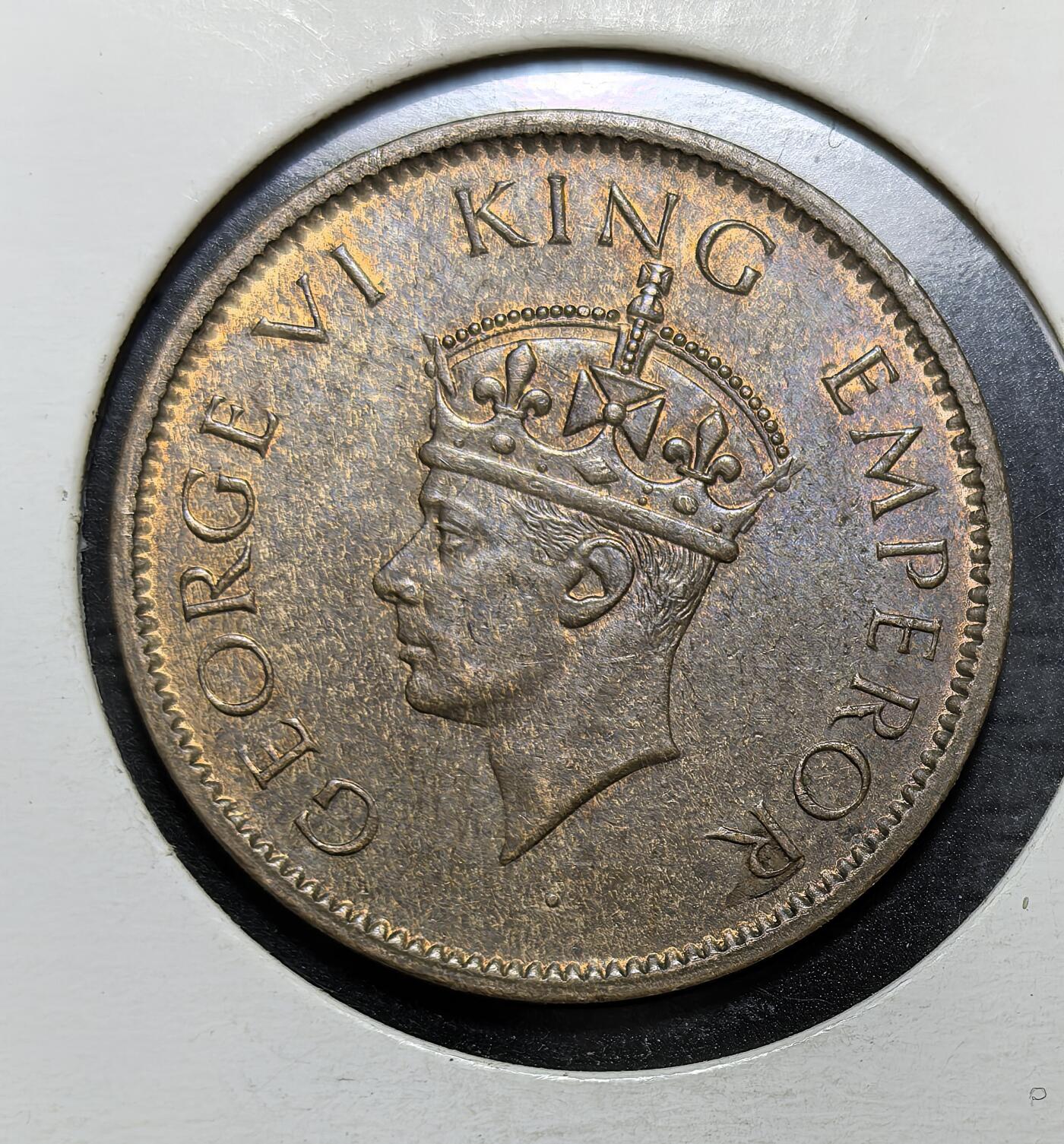 外国优质银币克朗币纪念章，每周六晚九点倒数截拍，满百包邮可寄存，持续收拍